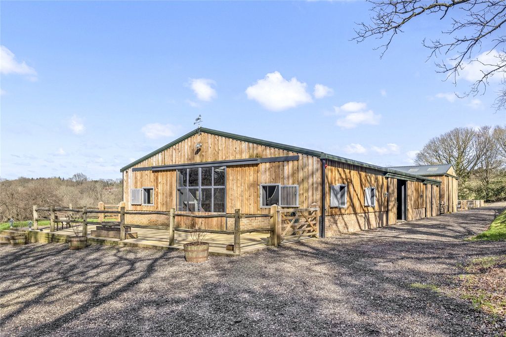 Property photo 3 of 35 American Barn