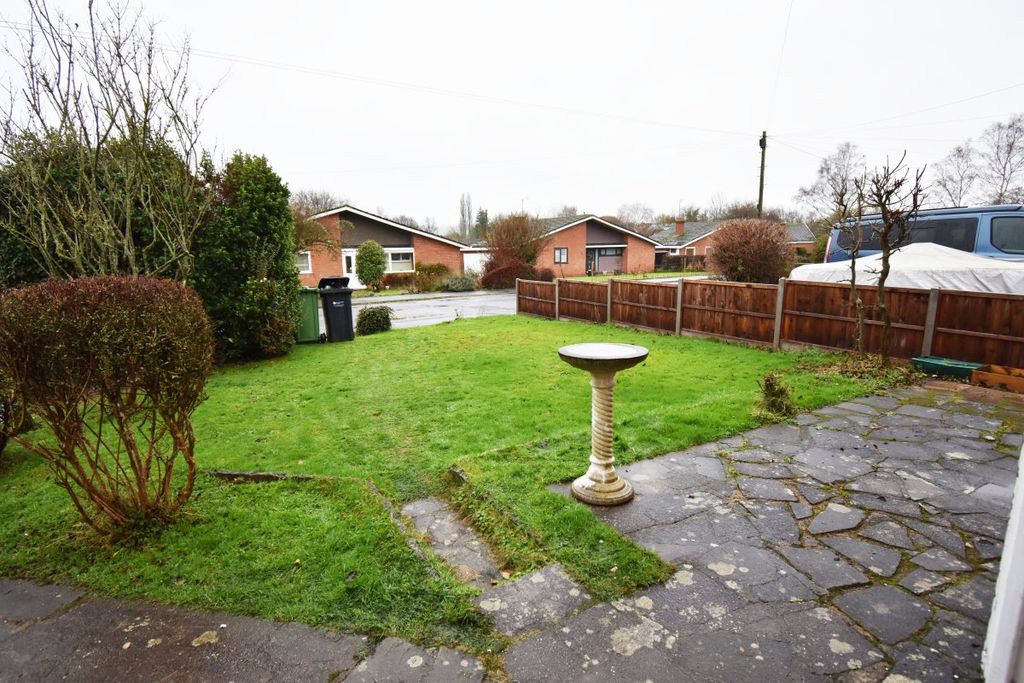 Property photo 2 of 16