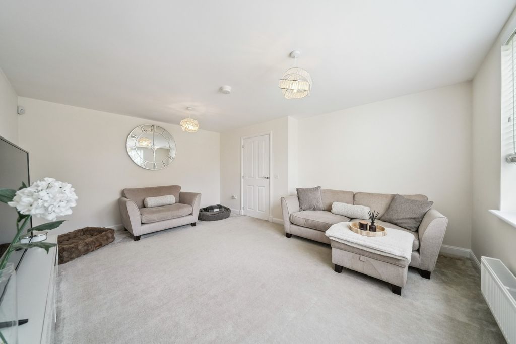 Property photo 3 of 32 3