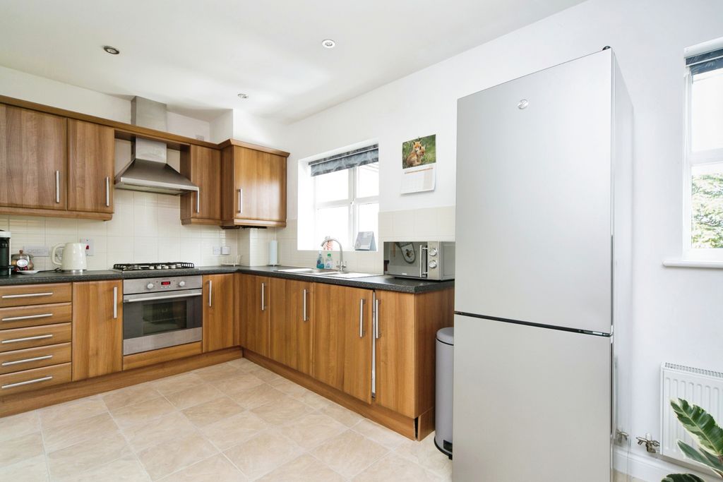 Property photo 3 of 17 Photography