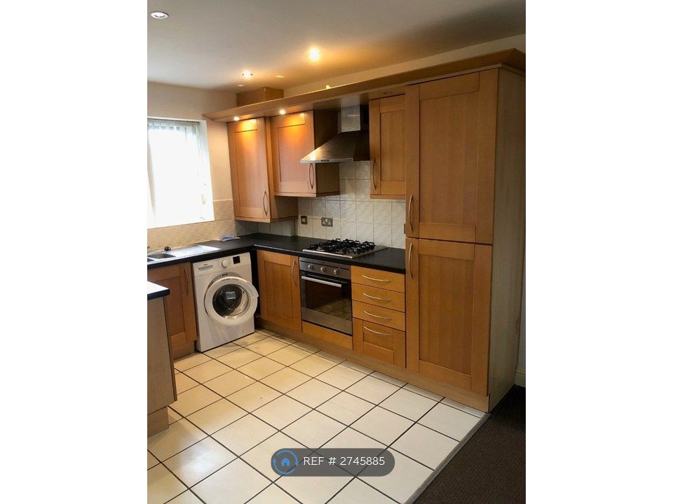 Property photo 3 of 7