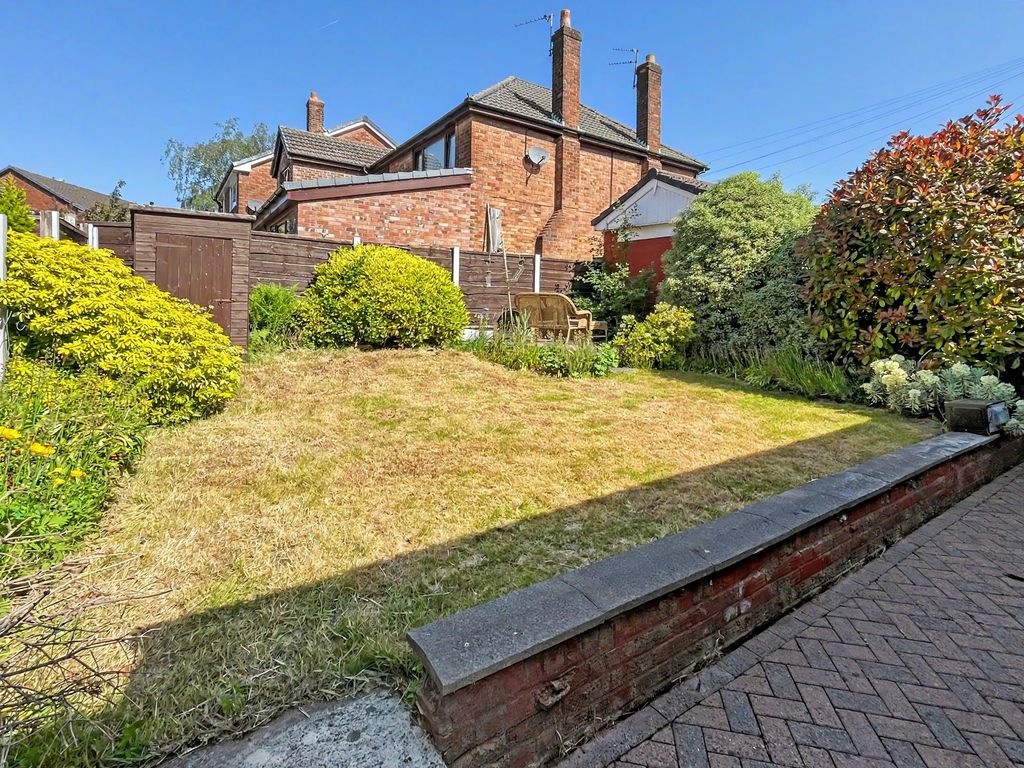 Property photo 2 of 29