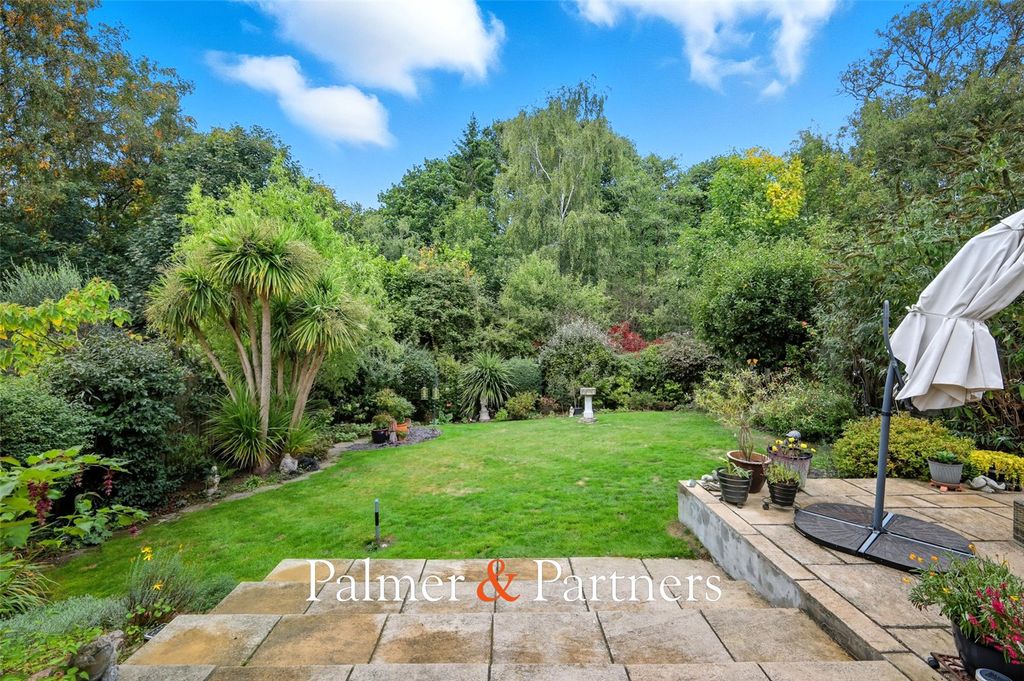 Property photo 3 of 34 Picture No. 37