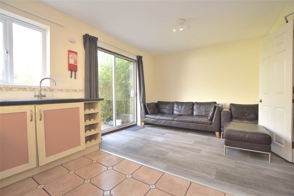 Property photo 2 of 12 Communal Living Room