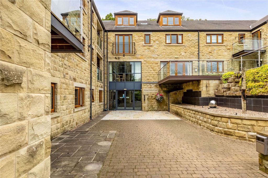 Property photo 1 of 17 Accommodation