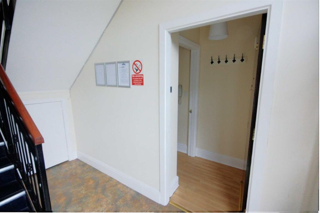 Property photo 3 of 13 North Road Entrance