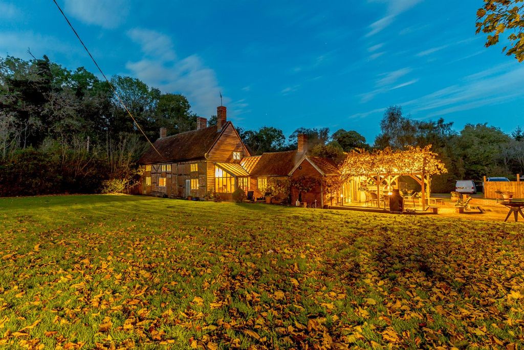 Property photo 1 of 35