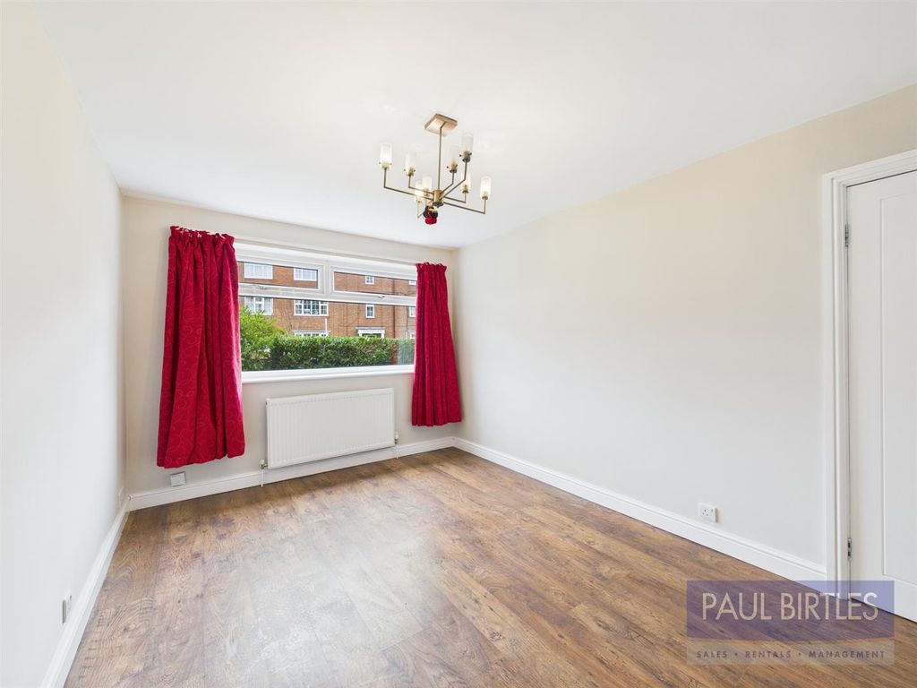 Property photo 2 of 10 Cam04378G0-Pr0278-Still002.Jpg