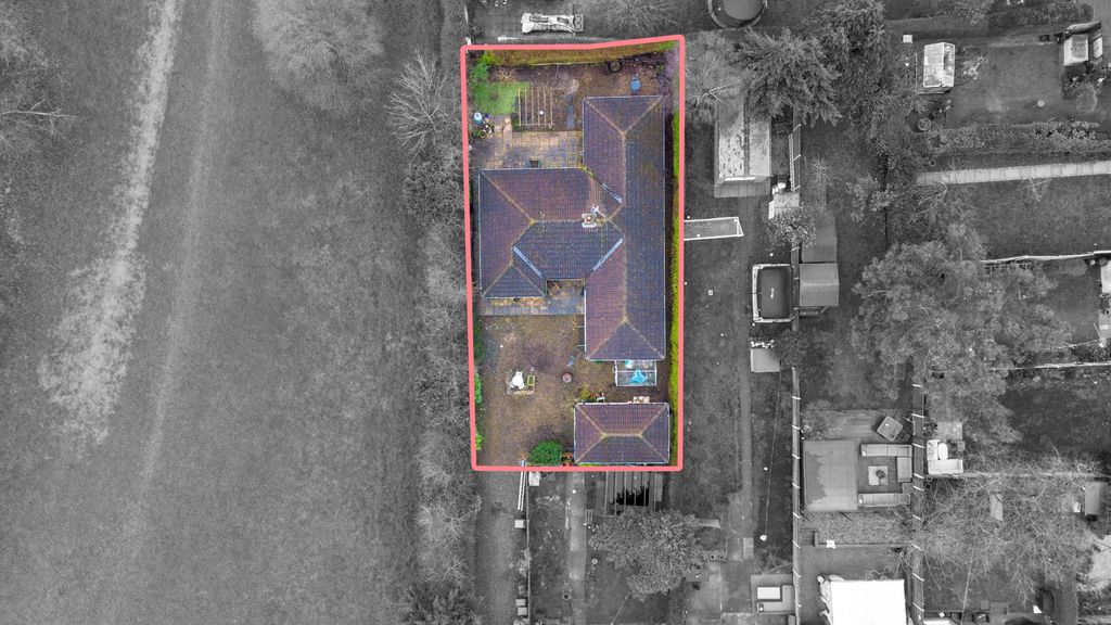 Property photo 2 of 18 Dji0330