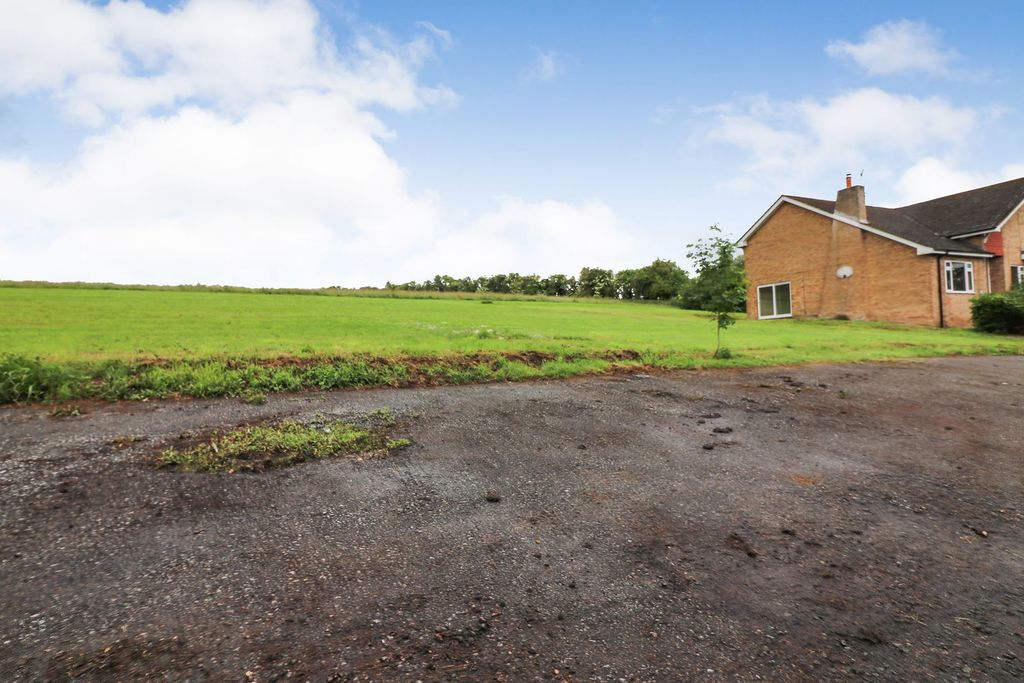 Additional image 39 of 6 bed detached house for saleSt. Barnabas Road, Barnetby DN38