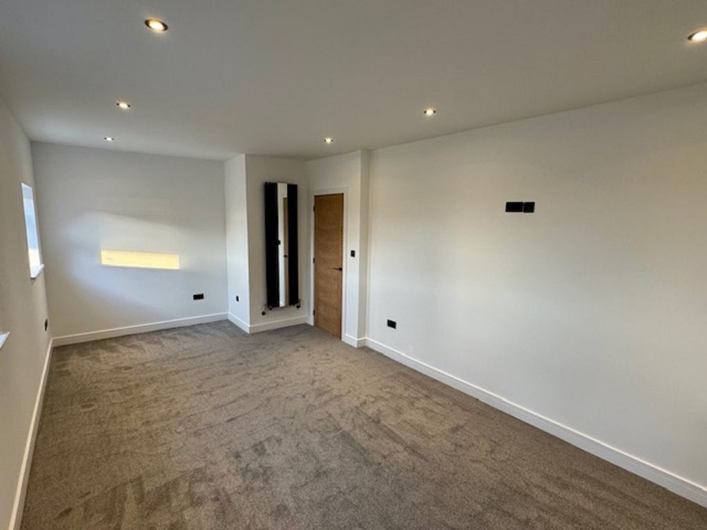 Property photo 3 of 30