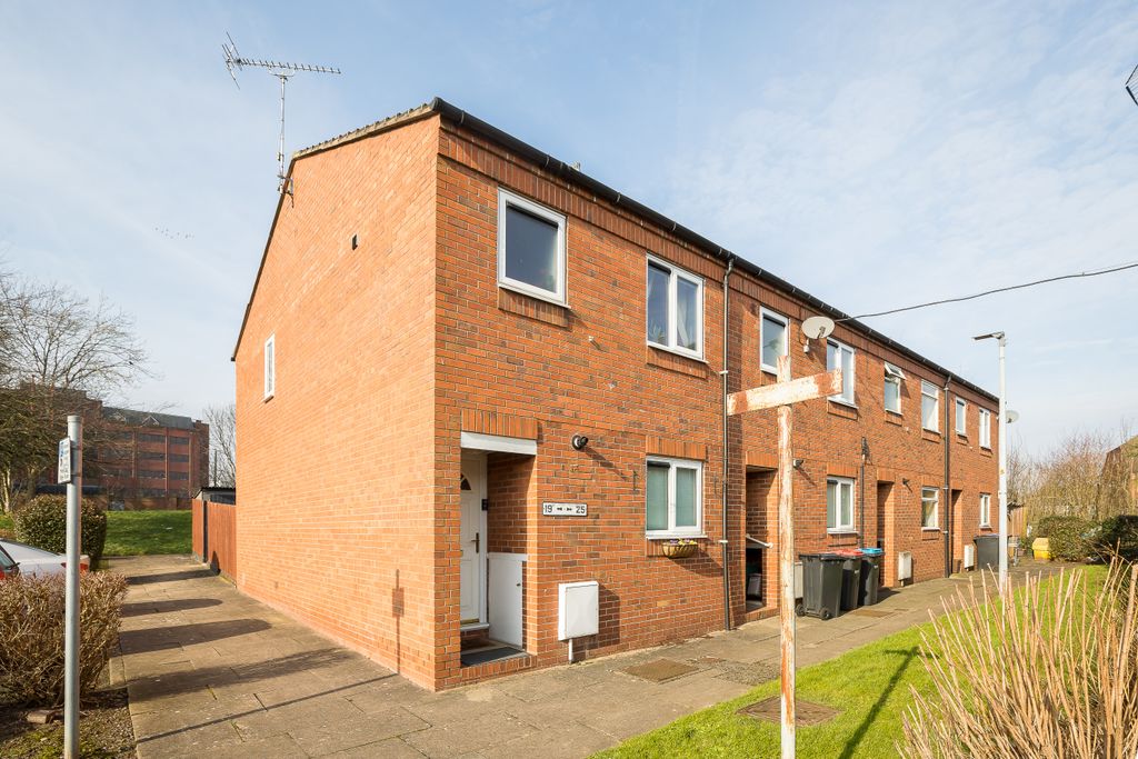 Property photo 1 of 19 Img_4693