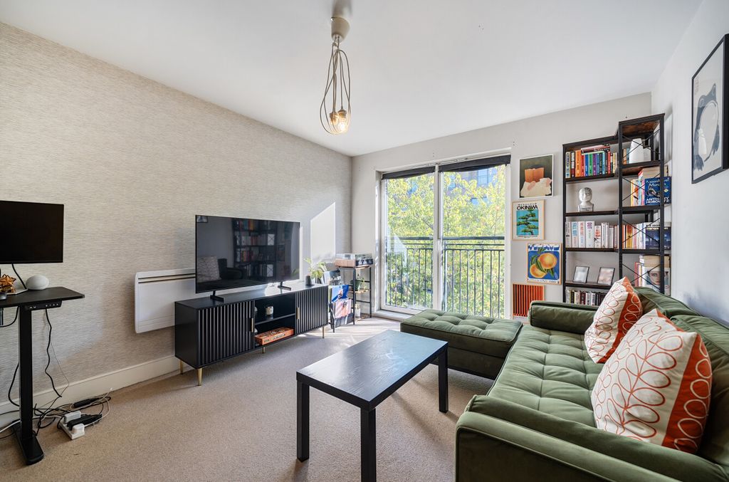 Property photo 1 of 12 Reception Room