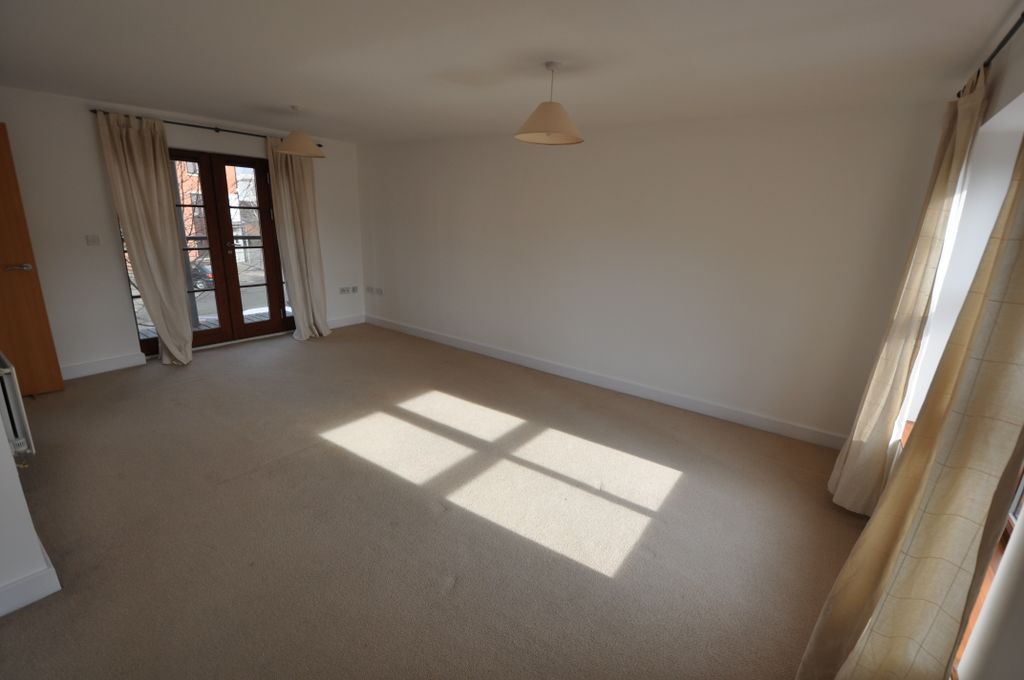 Property photo 3 of 6