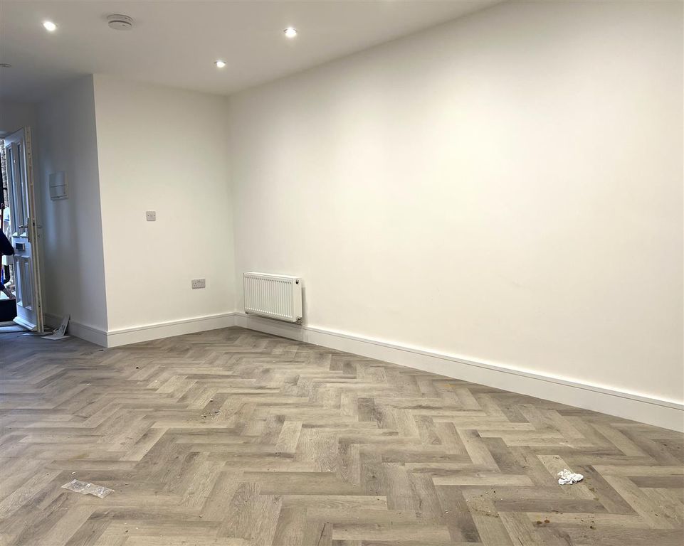 Property photo 3 of 6 Img_8565.Jpg