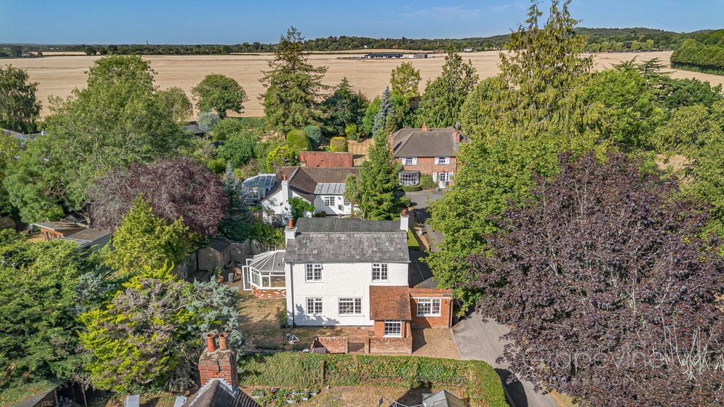 Property photo 1 of 34