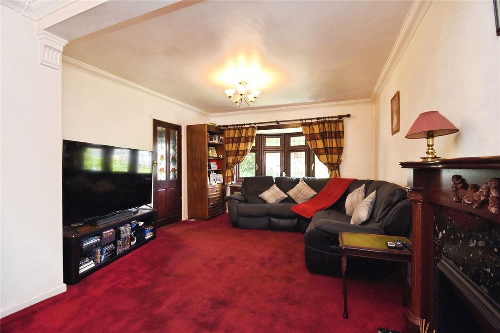 Property photo 2 of 17 Picture No. 41