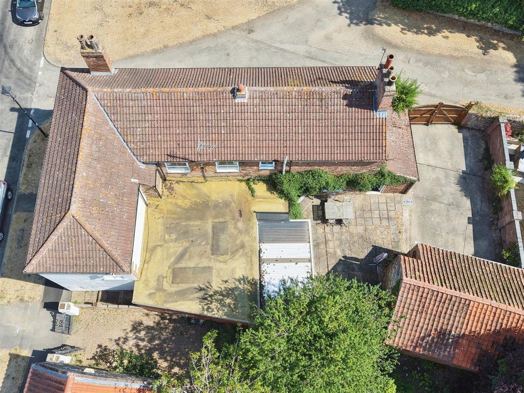 Property photo 2 of 36 External