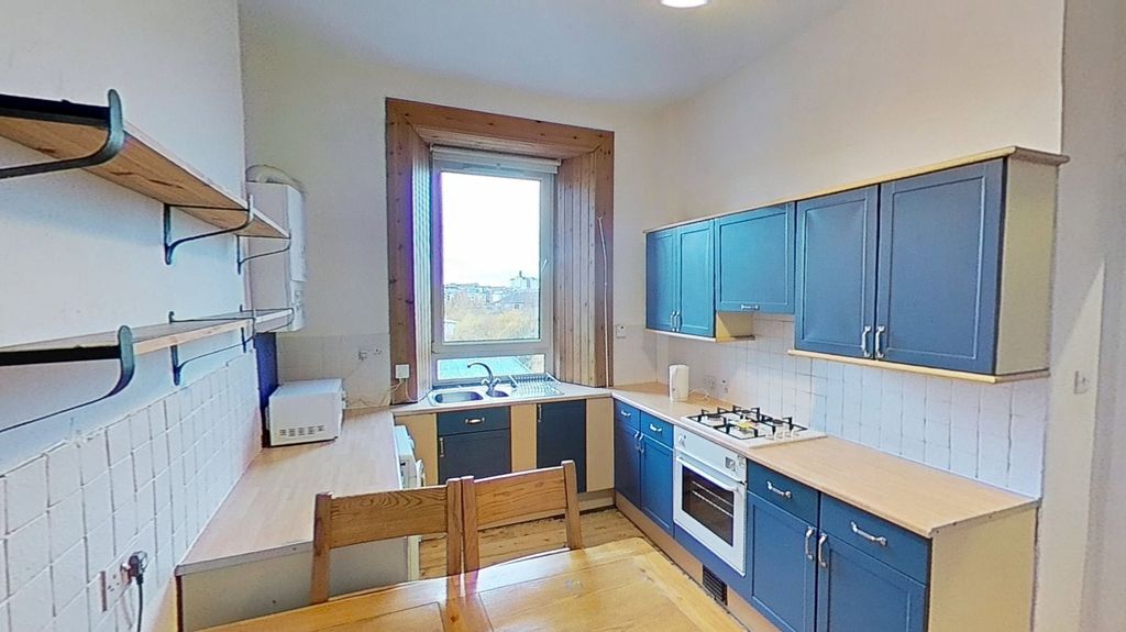 Property photo 2 of 8 Photo 2