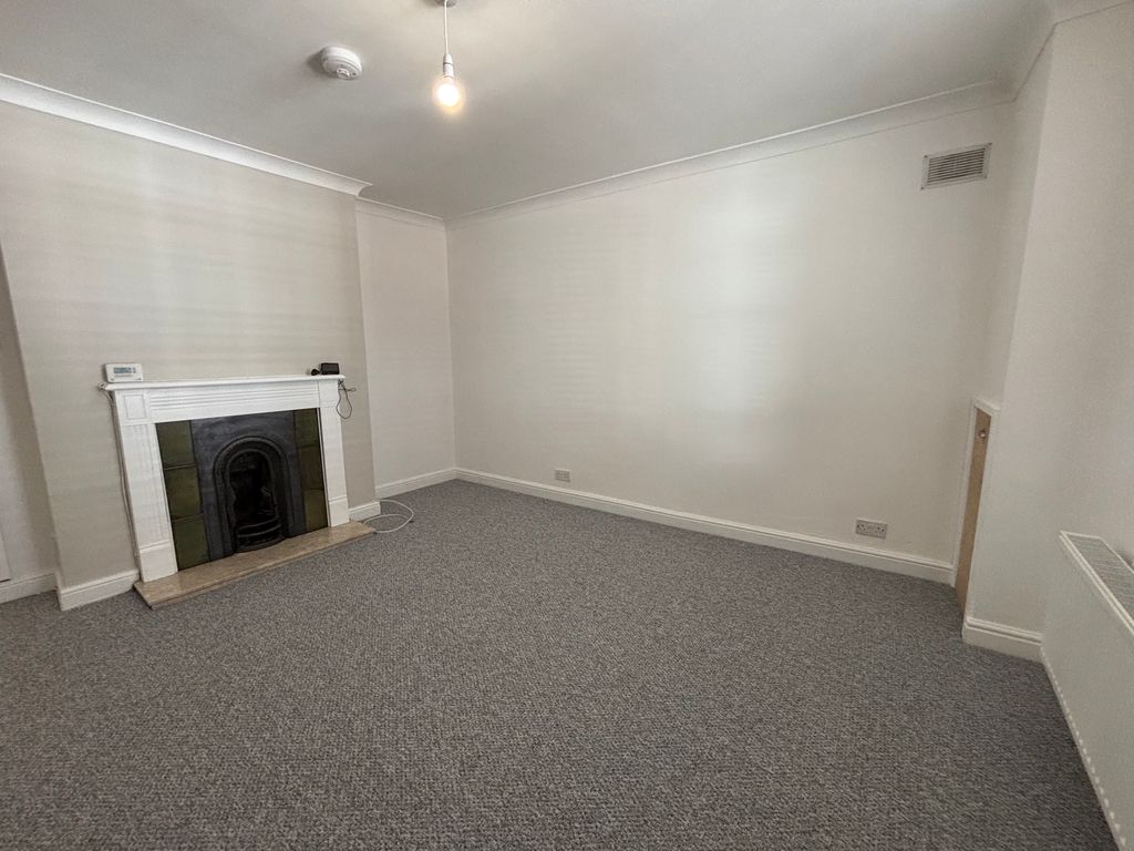 Property photo 2 of 10 Image
