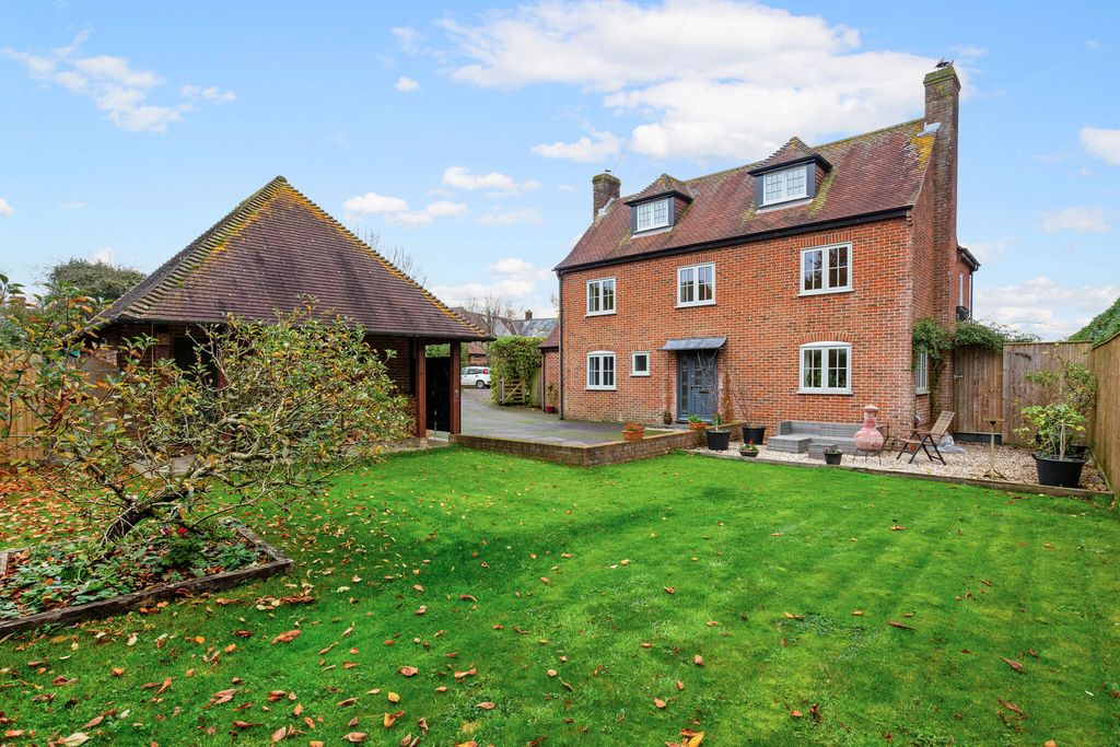 Property photo 2 of 14