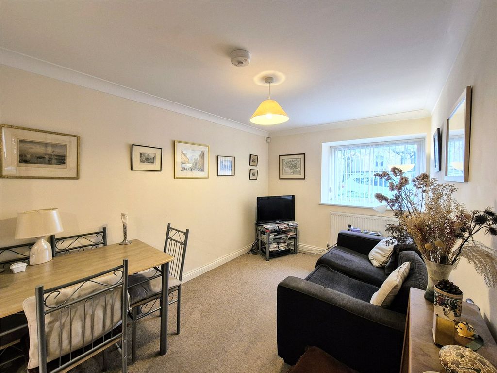 Property photo 2 of 9 Picture No. 02