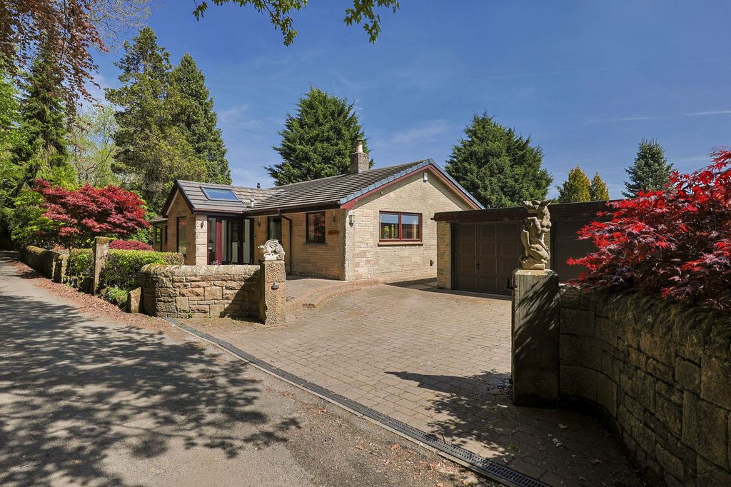 Property photo 1 of 26