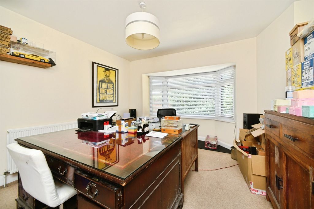Property photo 3 of 21