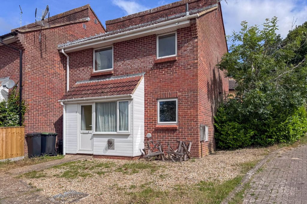 Property photo 1 of 7