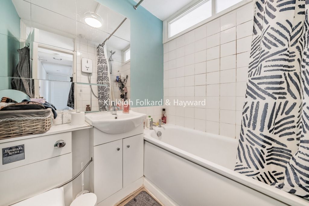 Property photo 3 of 8 7F7239E5-7068-4815-A