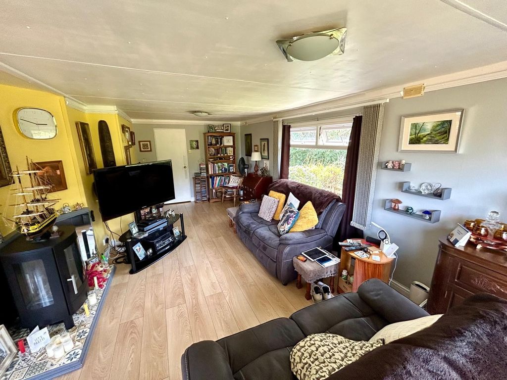 Property photo 2 of 17 Photo 14