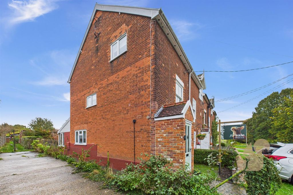 Property photo 1 of 20 Exterior