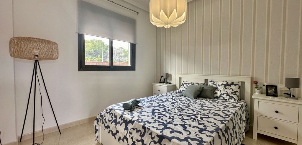 Property photo 3 of 50