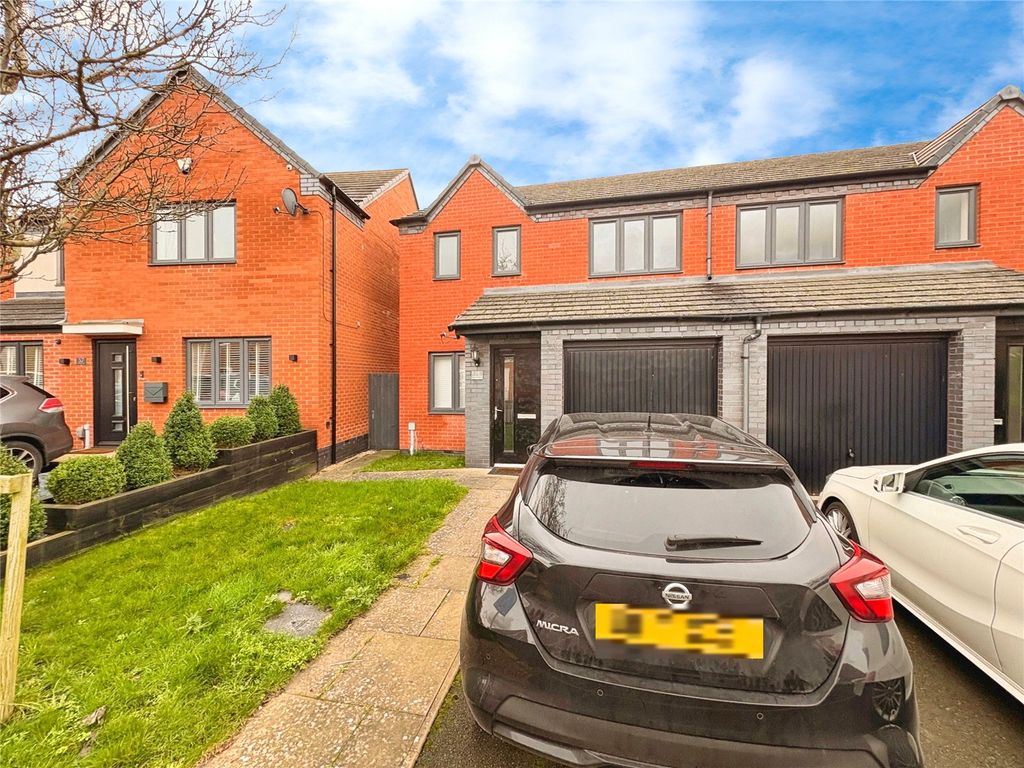 Property photo 1 of 12 Front