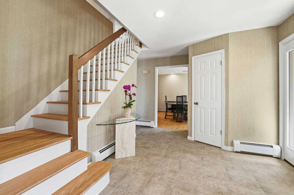 Property photo 3 of 27 <Alttext/>