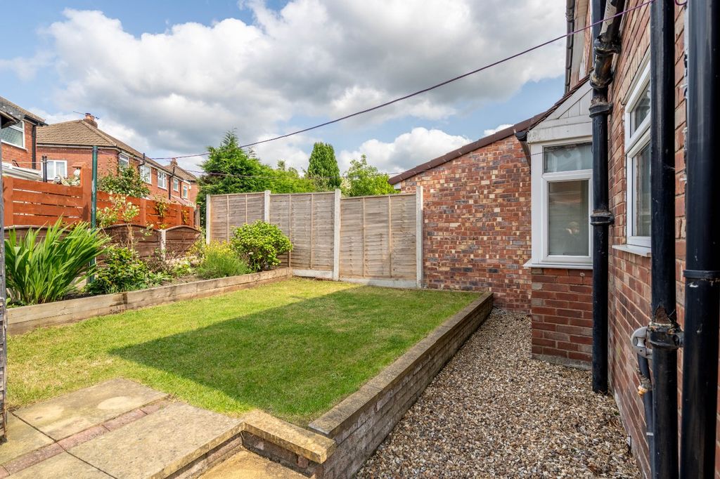 Property photo 2 of 21 Picture 2