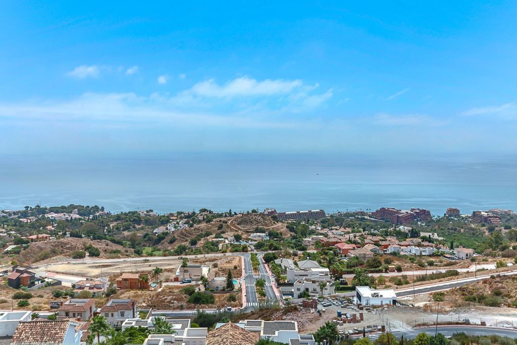 Property photo 3 of 50