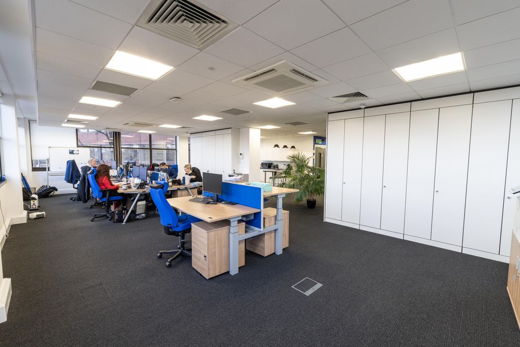 Property photo 3 of 10