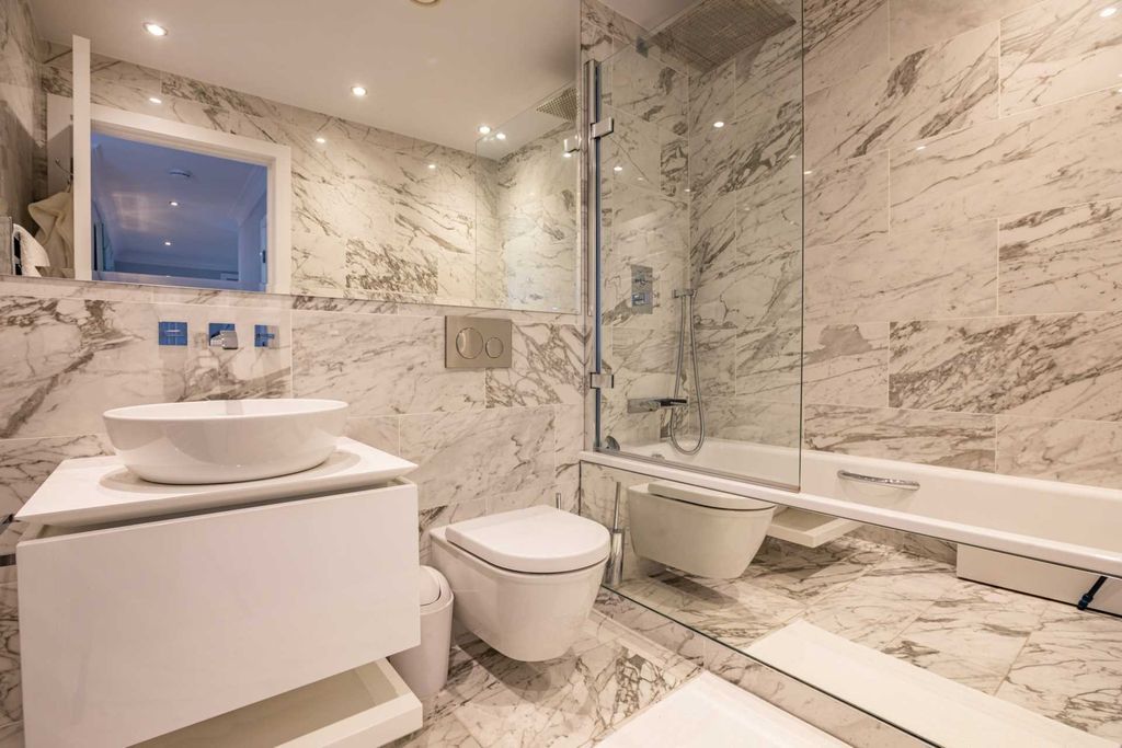 Additional image 4 of 3 bed flat to rentNo1 Deansgate, Manchester M3