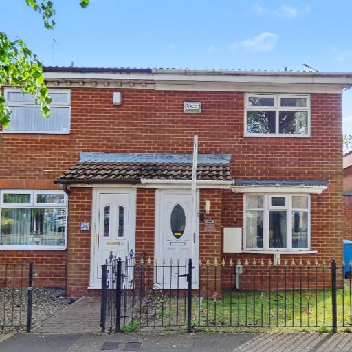 Property photo 1 of 17 37 James Niven Court, Hull, East Riding Of Yorkshire Hu9 3Aq
