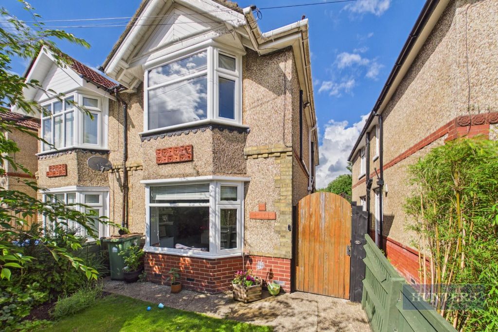 Property photo 1 of 14 Cam05152G0-Pr0447-Still032.Jpg