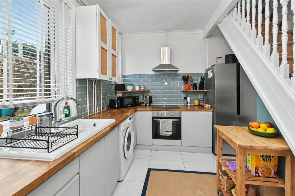 Property photo 3 of 10 Picture No. 04