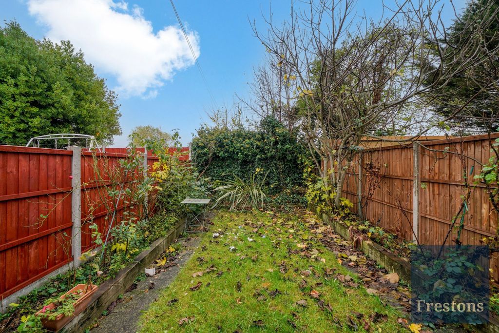 Property photo 3 of 15