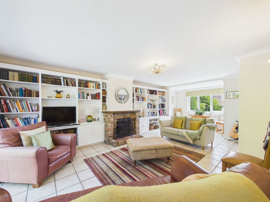 Property photo 2 of 38