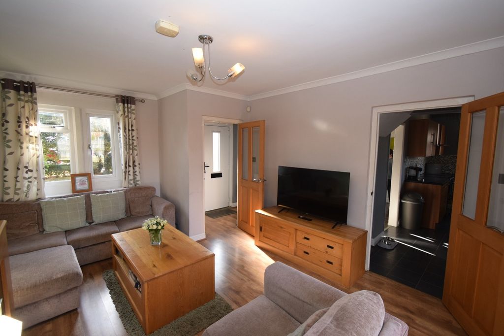 Property photo 2 of 11 Image 1