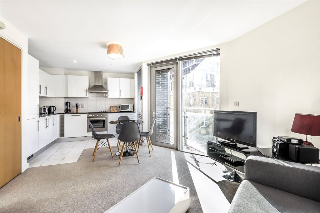 Property photo 1 of 8 Reception Room/ Kitc