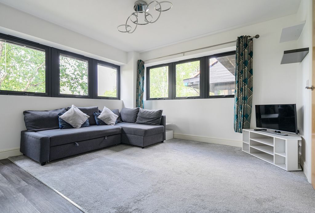 Property photo 1 of 14 20-681B876F81B56-...