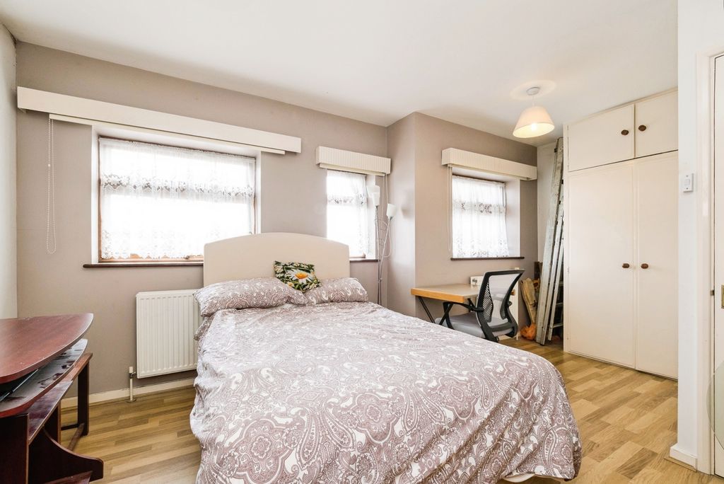 Property photo 2 of 36 Pbox-Img.Jpg