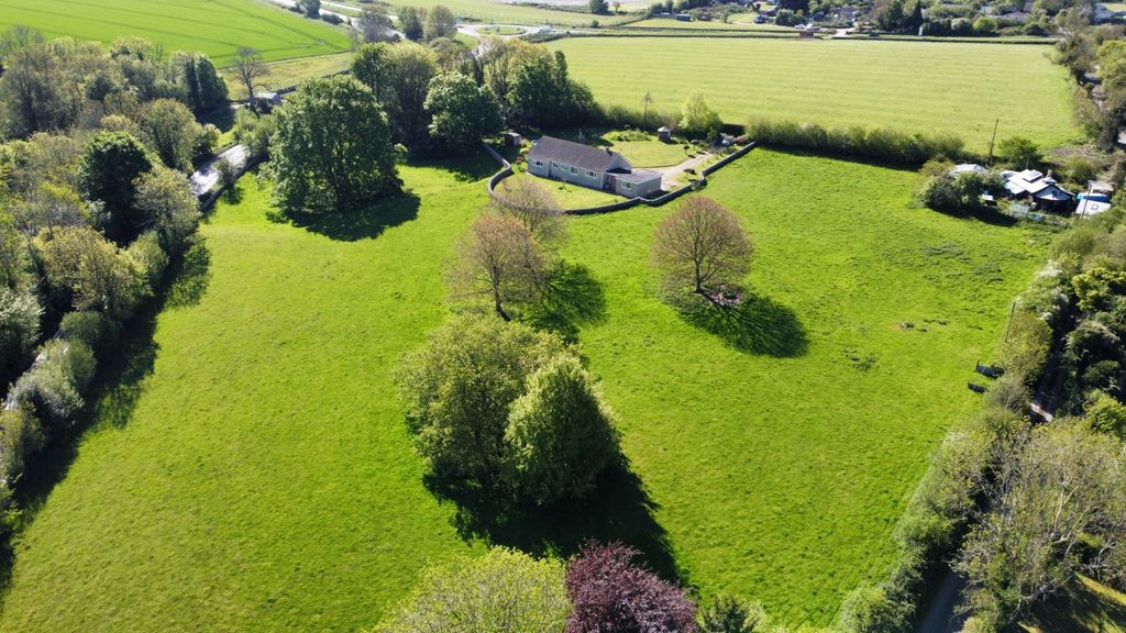 Property photo 2 of 14 Picture No. 07