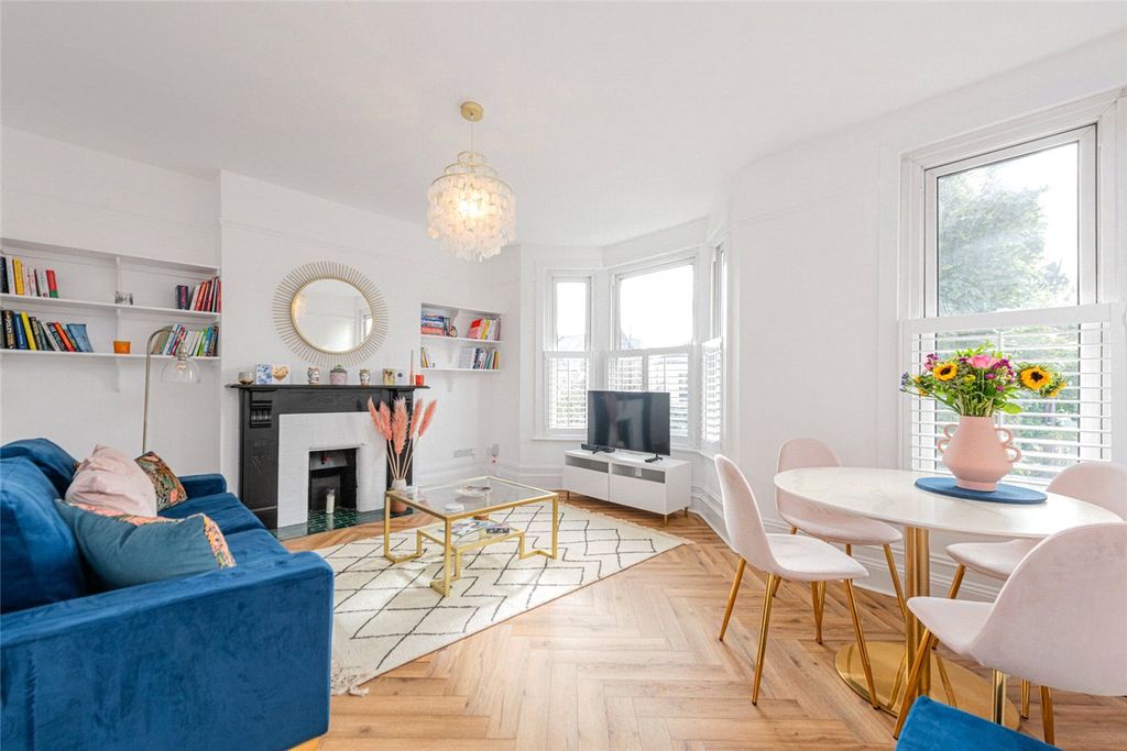 Property photo 1 of 10 Picture No. 11